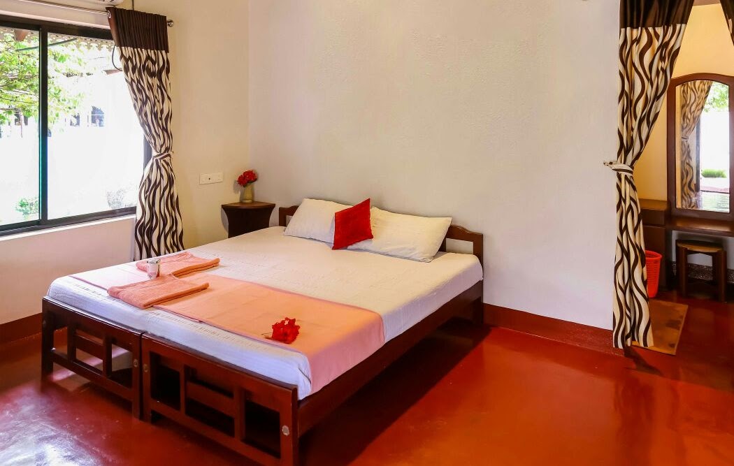 1 x AC DELUXE ROOM